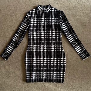Plaid print long sleeve dress